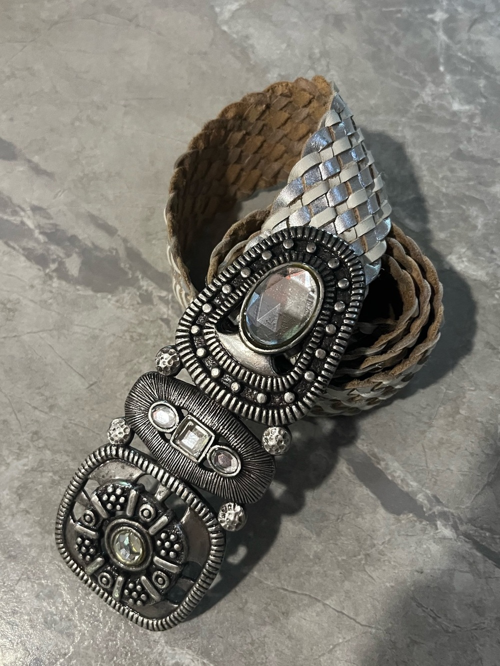VTG. Chico’s Braided Leather Belt